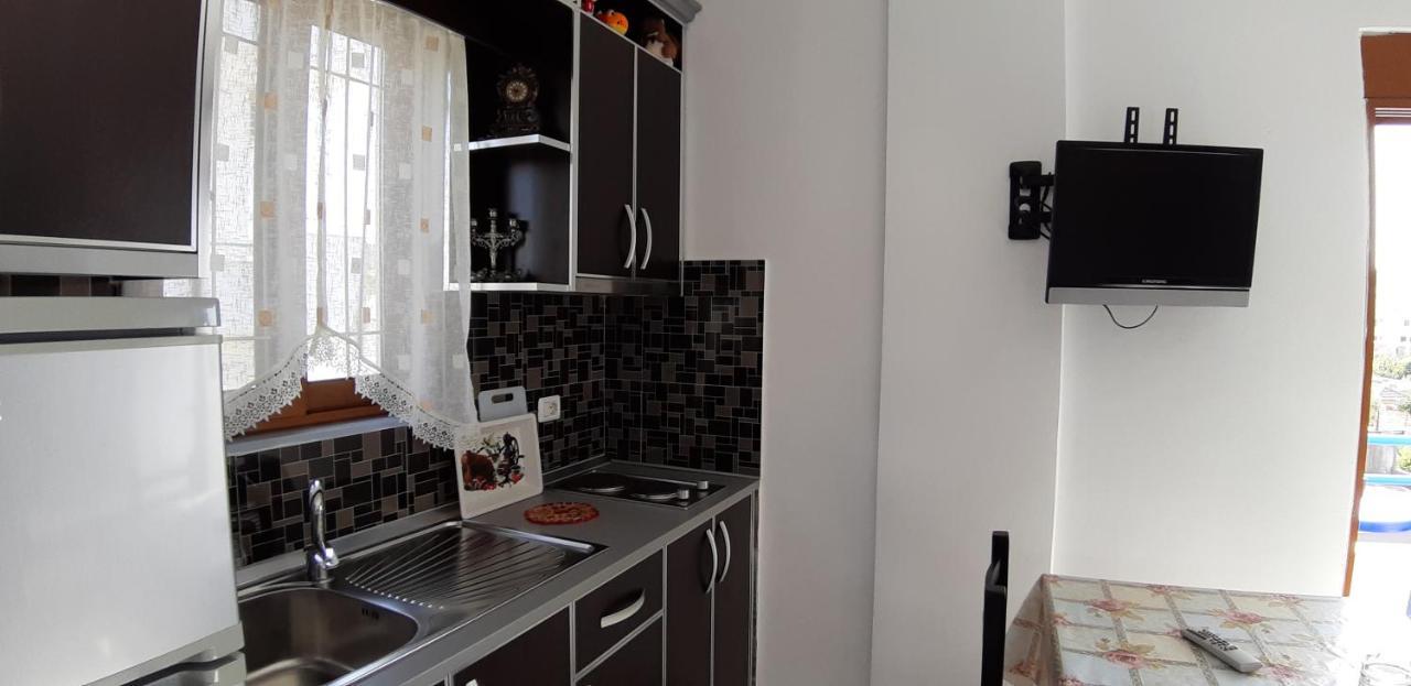 Guesthouse Jasmine Ksamil Esterno foto