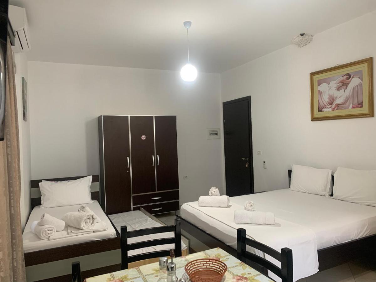 Guesthouse Jasmine Ksamil Esterno foto
